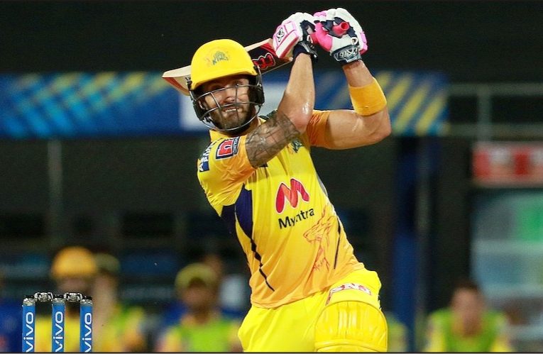 IPL-2021 CSK  vs  KKR : चेन्नई सुपर किंग्स  को विस्फोटक बल्लेबाजी से मिली लगातार तीसरी जीत,  फेफ डुप्लेसिस ने की  विस्फोटक बल्लेबाजी