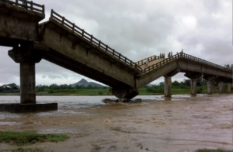 झारखण्ड में करोड़ो की लगत से बानी पूल ध्वस्त, यास तूफान को नहीं झेल पाया, स्थानीय विधायक ने की जाँच की मांग