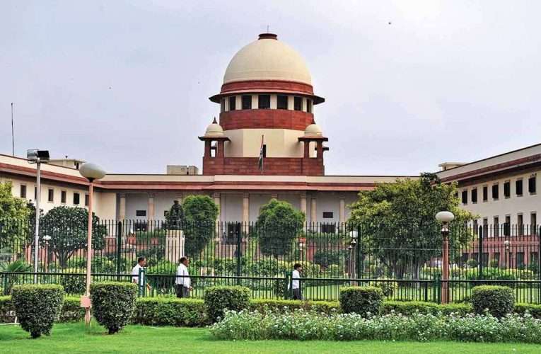 लखीमपुर खीरी हिंसा मामले में सुप्रीम कोर्ट ने यूपी सरकार को लगाई फटकार, स्टेटस रिपोर्ट दाखिल करने में देरी क्यों