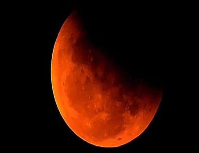19 नवंबर, को लगने वाला है सदी का सबसे बड़ा चंद्र ग्रहण , पिछले 600 वर्षों में सबसे लंबे समय का चंद्र ग्रहण
